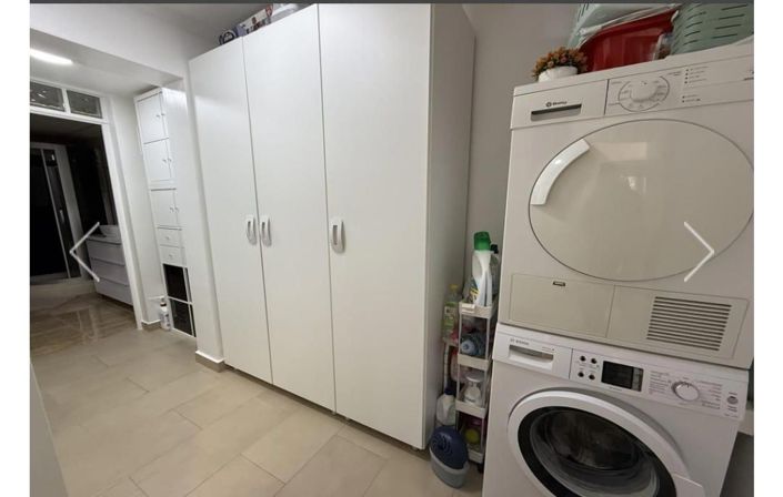 Image No.14-4 Bed House for sale