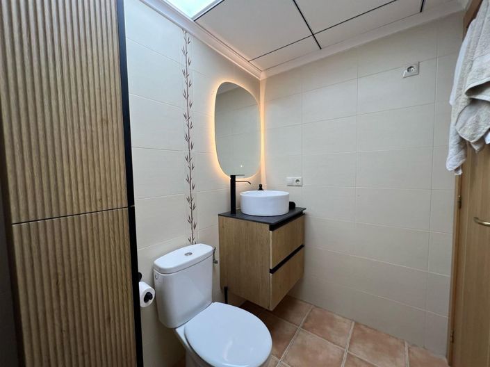 Image No.18-2 Bed Apartment for sale