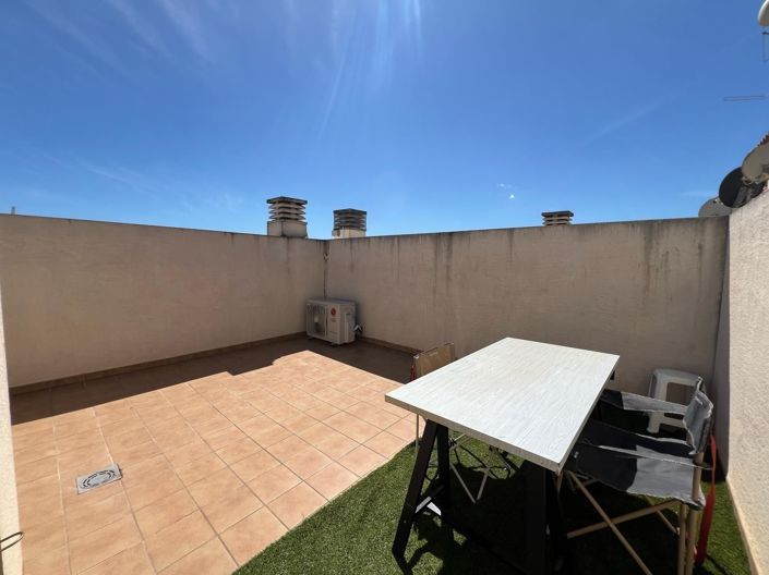 Image No.30-2 Bed Apartment for sale