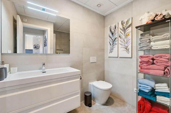 Image No.13-2 Bed Apartment for sale