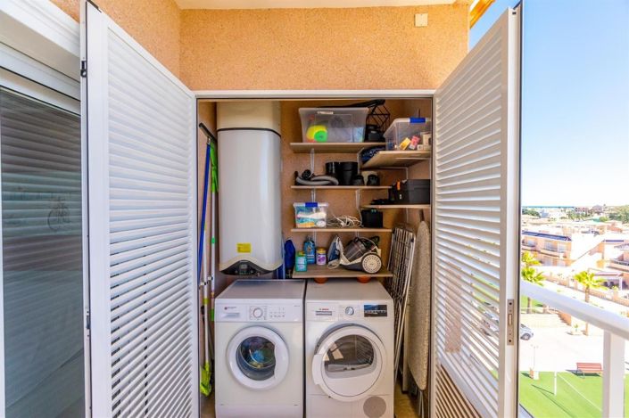 Image No.20-2 Bed Apartment for sale