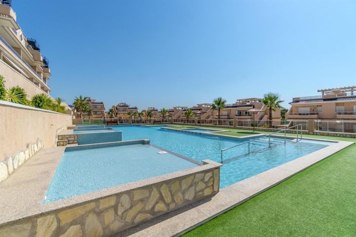 Image No.26-2 Bed Apartment for sale