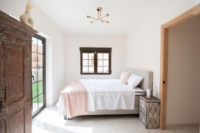 Image No.34-3 Bed Villa for sale