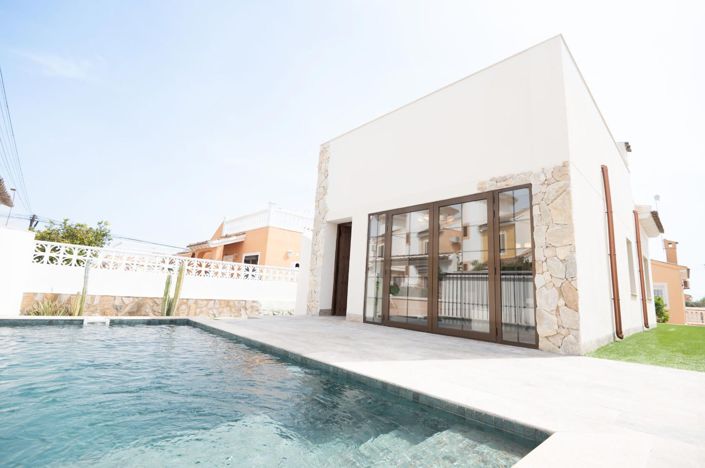 Image No.8-3 Bed Villa for sale