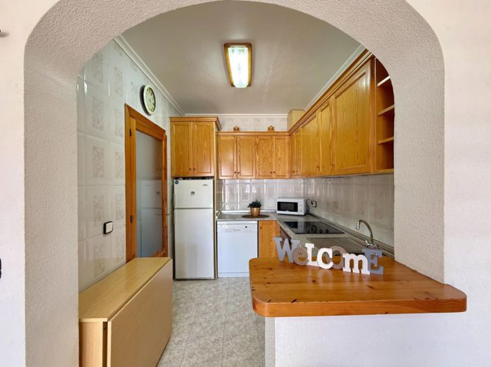 Image No.4-4 Bed House for sale