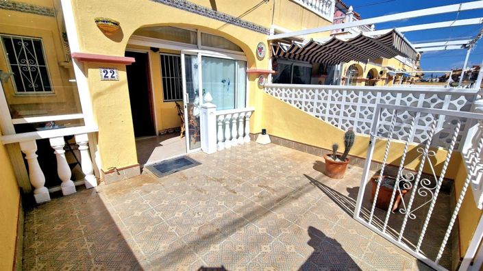 Image No.1-2 Bed House for sale