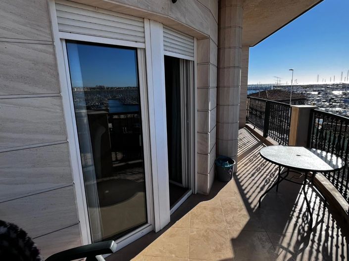 Image No.1-3 Bed Apartment for sale