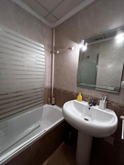 Image No.27-3 Bed Apartment for sale