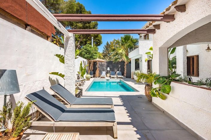 Image No.12-Villa de 5 chambres à vendre à Punta Prima