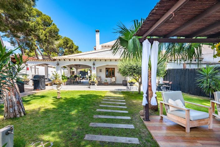 Image No.16-Villa de 5 chambres à vendre à Punta Prima