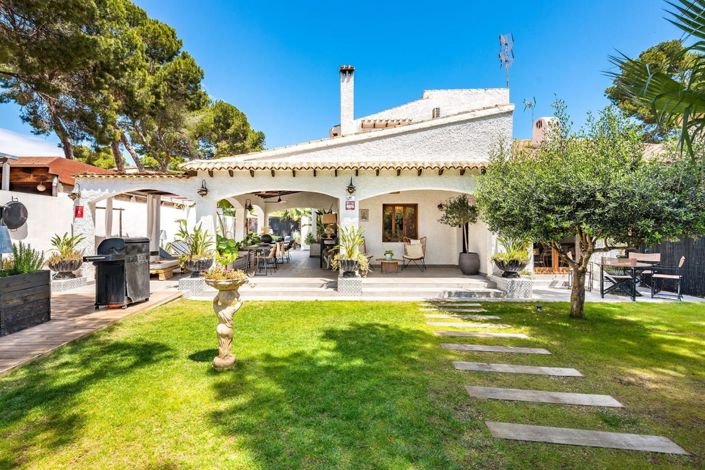 Image No.8-Villa de 5 chambres à vendre à Punta Prima