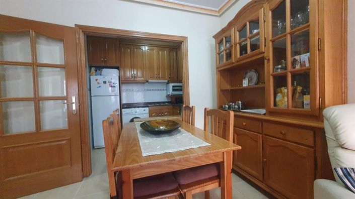 Image No.3-Appartement de 2 chambres à vendre à Torrevieja