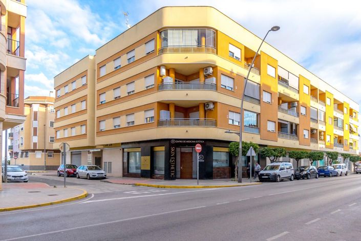 Image No.1-2 Bed Apartment for sale