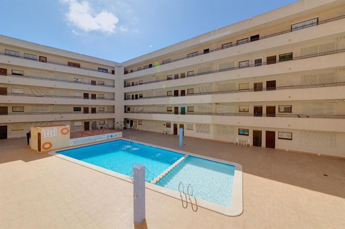 Image No.1-Appartement de 3 chambres à vendre à Torrevieja