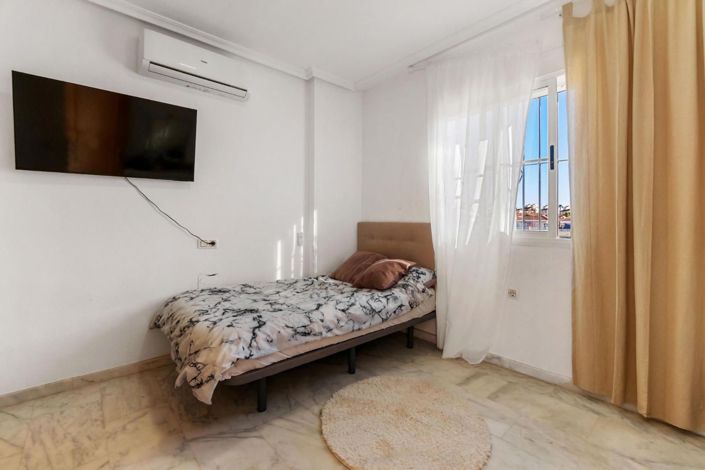 Image No.13-3 Bed Villa for sale