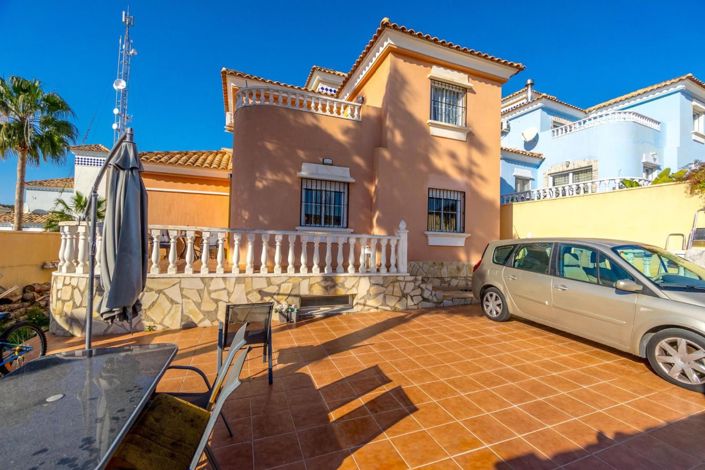 Image No.26-3 Bed Villa for sale