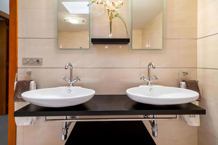 Image No.20-4 Bed Villa for sale