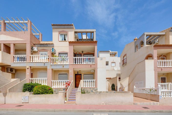 Image No.1-3 Bed Penthouse for sale