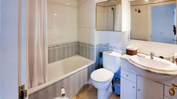 Image No.9-2 Bed Apartment for sale