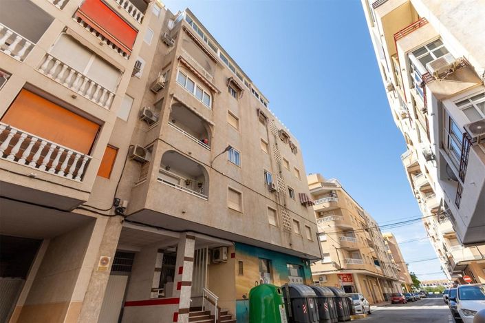 Image No.1-2 Bed Apartment for sale