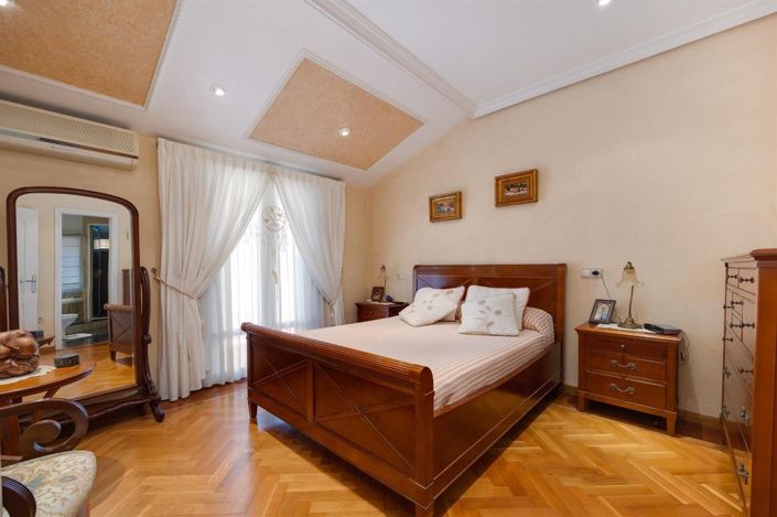 Image No.15-4 Bed Villa for sale