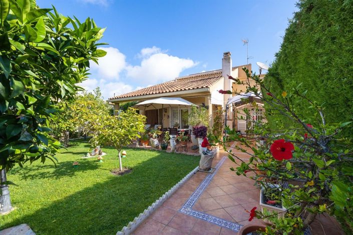 Image No.2-4 Bed Villa for sale