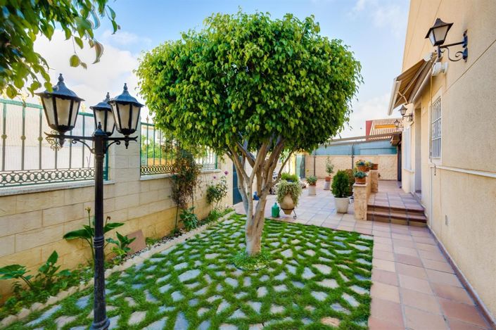 Image No.33-4 Bed Villa for sale