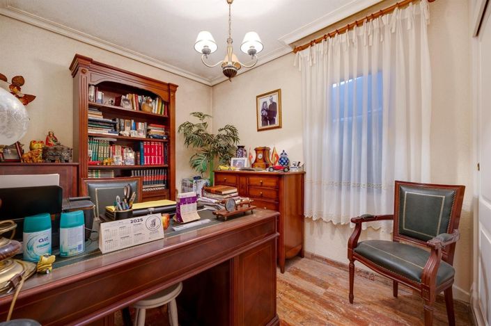 Image No.9-4 Bed Villa for sale