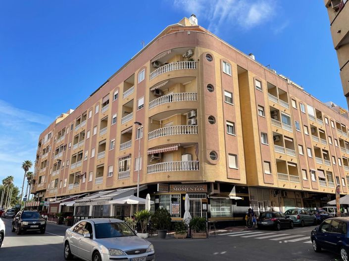 Image No.1-2 Bed Apartment for sale