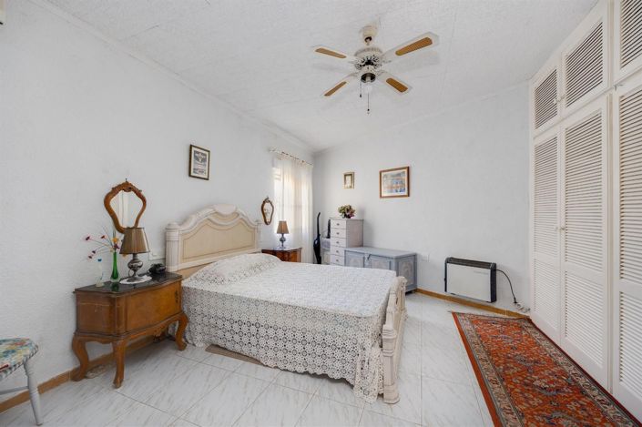 Image No.13-Villa de 4 chambres à vendre à Torrevieja