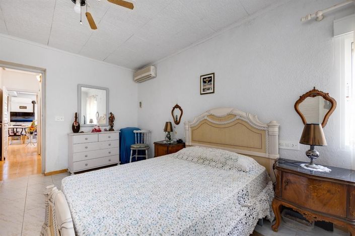 Image No.14-Villa de 4 chambres à vendre à Torrevieja