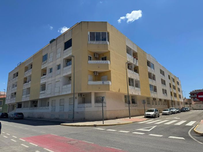Image No.1-2 Bed Apartment for sale