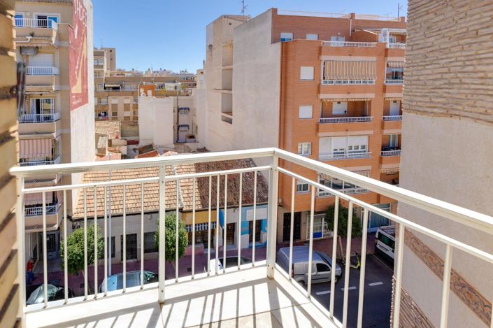 Image No.1-Appartement de 3 chambres à vendre à Torrevieja