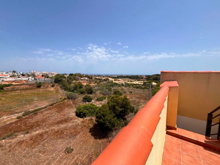 Image No.17-3 Bed House for sale