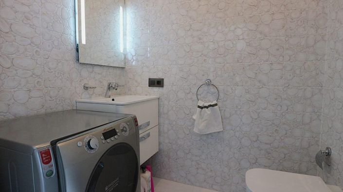 Image No.30-3 Bed Villa for sale