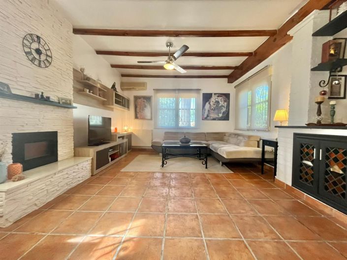 Image No.18-3 Bed Villa for sale