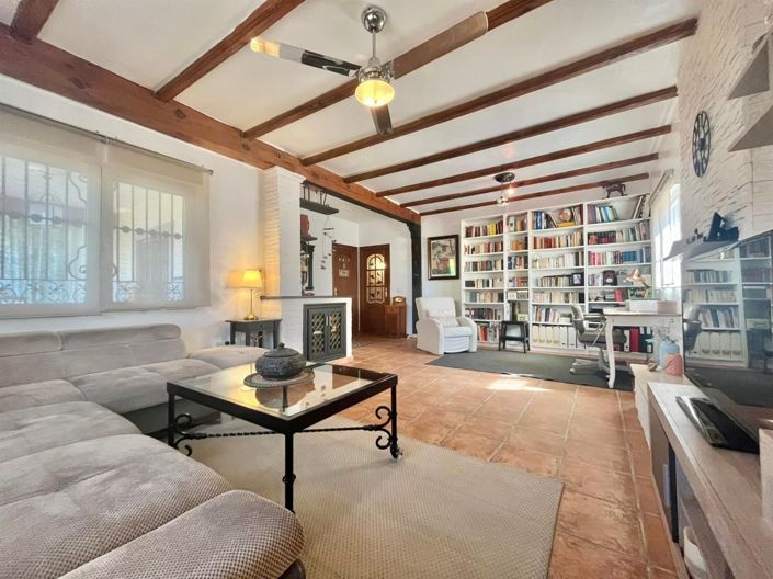 Image No.19-3 Bed Villa for sale