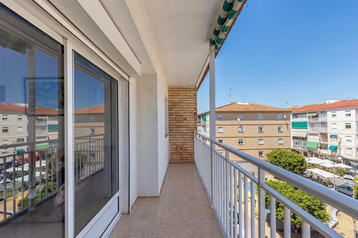 Image No.1-3 Bed Apartment for sale