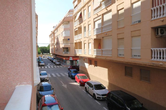 Image No.1-2 Bed Apartment for sale