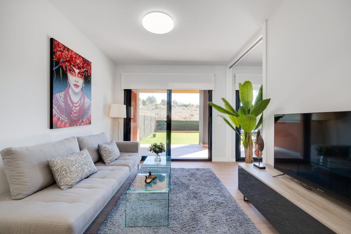 Image No.22-2 Bed Apartment for sale