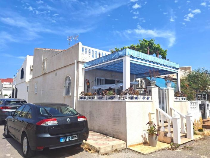 Image No.1-2 Bed House for sale