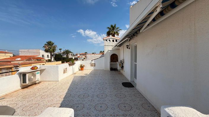 Image No.37-3 Bed Villa for sale