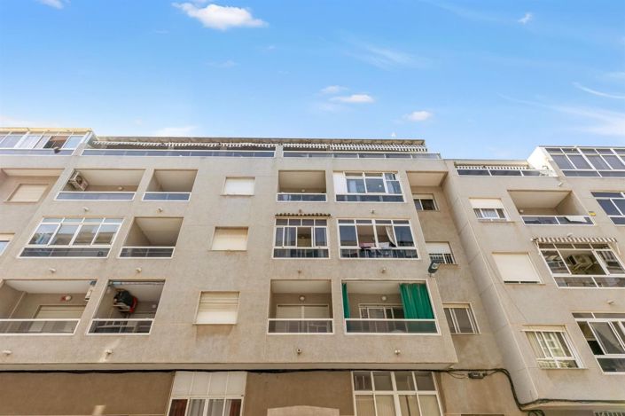 Image No.1-Appartement de 2 chambres à vendre à Torrevieja