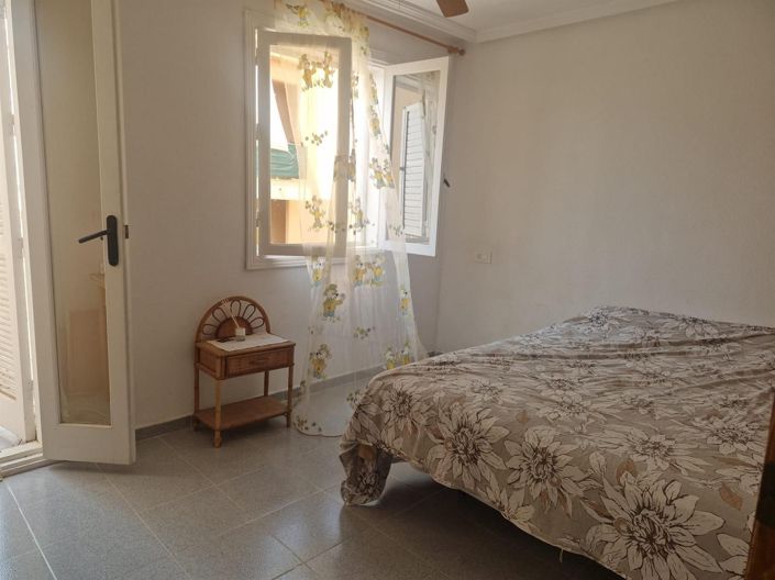 Image No.7-2 Bed House for sale