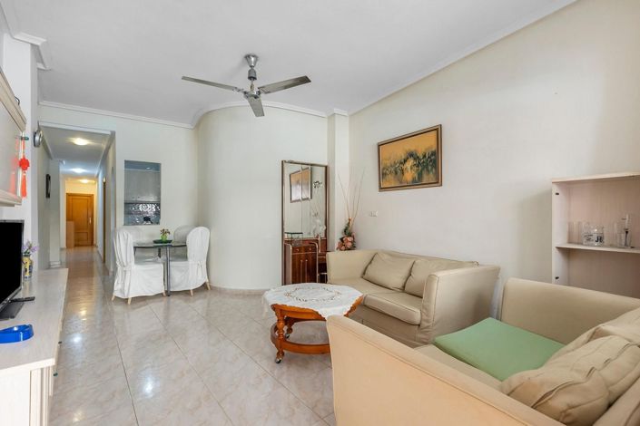 Image No.1-Appartement de 2 chambres à vendre à Torrevieja