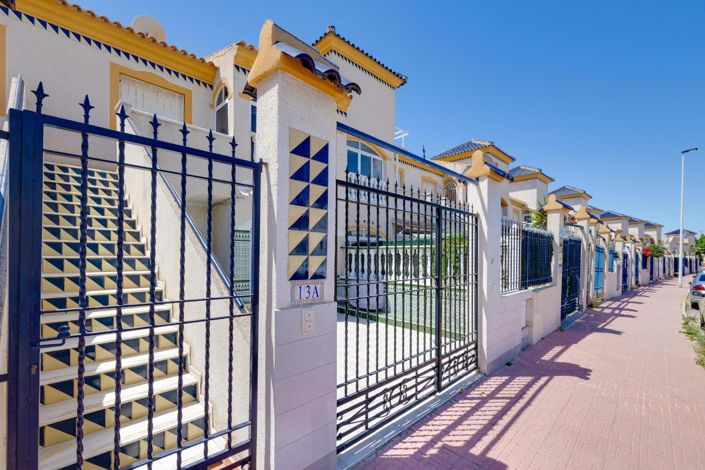 Image No.1-1 Bed Bungalow for sale