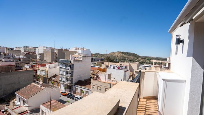 Image No.1-3 Bed Penthouse for sale