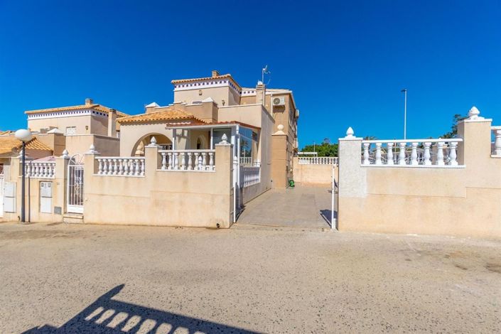 Image No.1-Maison de 3 chambres à vendre à Torrevieja