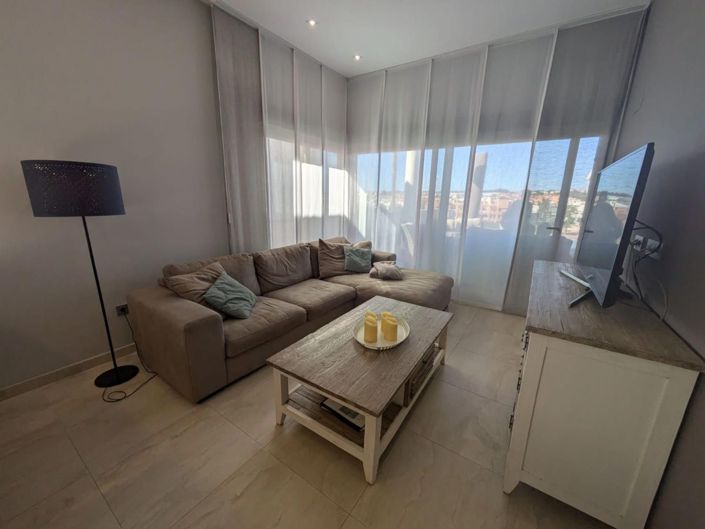 Image No.15-3 Bed Villa for sale