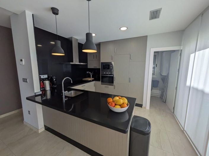 Image No.18-3 Bed Villa for sale